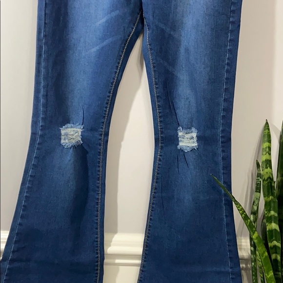 The Coco Brand Bell Bottom Wide Leg Jeans Size L - Picture 4 of 7